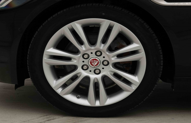 JAGUAR_JAGUAR_XE_2654332_26.jpg JAGUAR_JAGUAR_XE_2654332_26.jpg