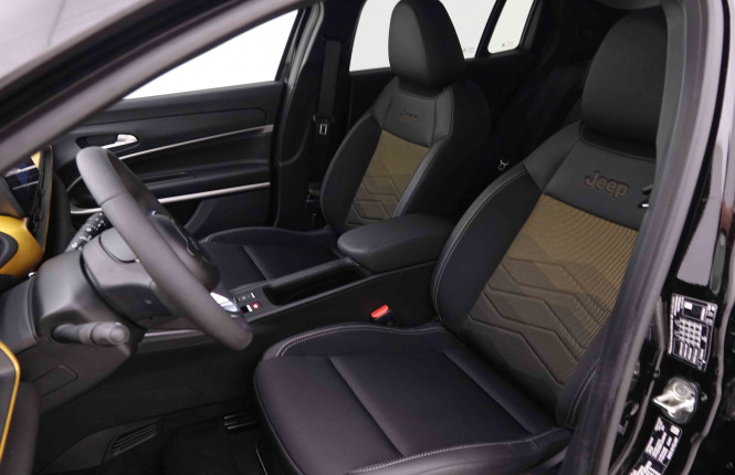 JEEP_JEEP_AVENGER_2547778_8.jpg