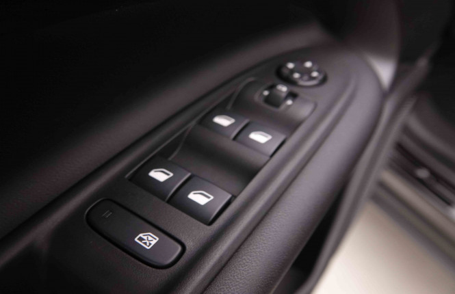 JEEP_JEEP_AVENGER_2550206_21.jpg