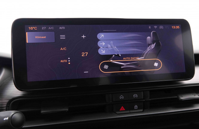 JEEP_JEEP_AVENGER_2550420_12.jpg JEEP_JEEP_AVENGER_2550420_12.jpg