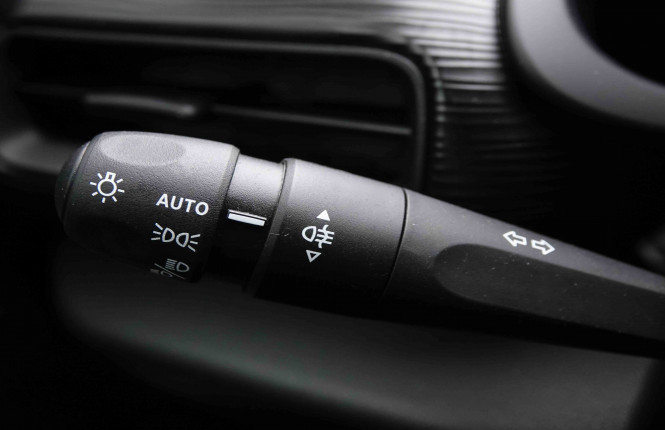 JEEP_JEEP_AVENGER_2550422_16.jpg JEEP_JEEP_AVENGER_2550422_16.jpg