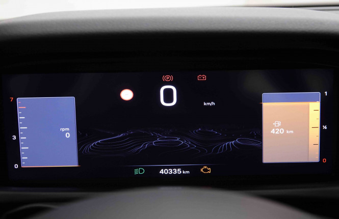 JEEP_JEEP_AVENGER_2550423_14.jpg JEEP_JEEP_AVENGER_2550423_14.jpg