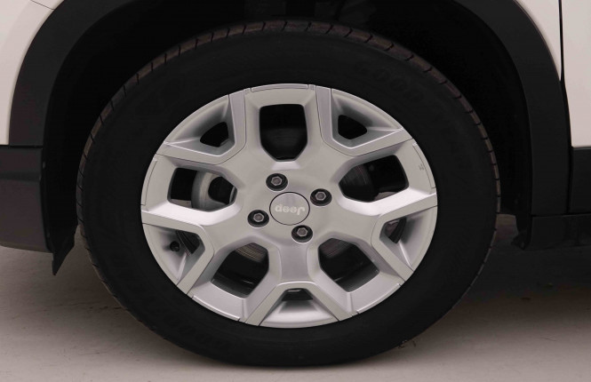 JEEP_JEEP_AVENGER_2550423_20.jpg JEEP_JEEP_AVENGER_2550423_20.jpg