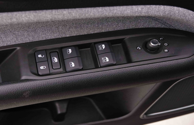 JEEP_JEEP_COMPASS_2547454_19.jpg