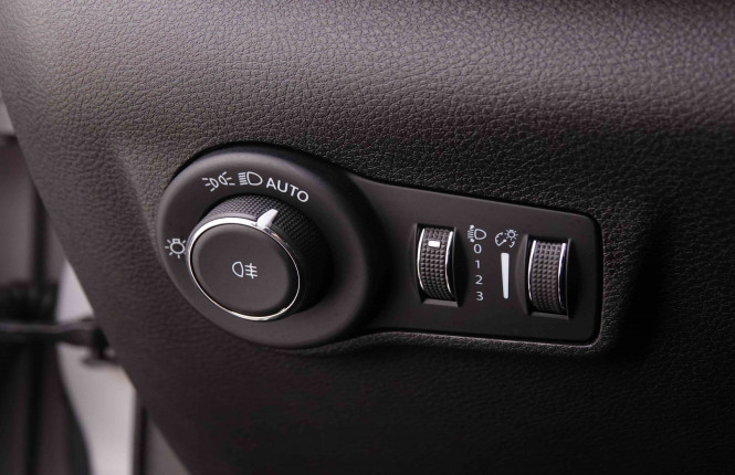 JEEP_JEEP_COMPASS_2547454_8.jpg