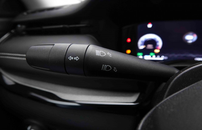 JEEP_JEEP_COMPASS_2551114_16.jpg JEEP_JEEP_COMPASS_2551114_16.jpg