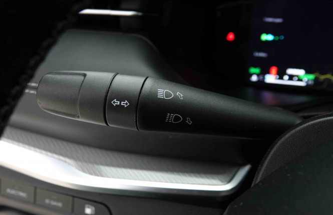 JEEP_JEEP_COMPASS_2652457_15.jpg JEEP_JEEP_COMPASS_2652457_15.jpg