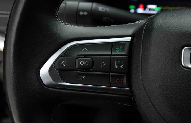 JEEP_JEEP_COMPASS_2652457_17.jpg JEEP_JEEP_COMPASS_2652457_17.jpg