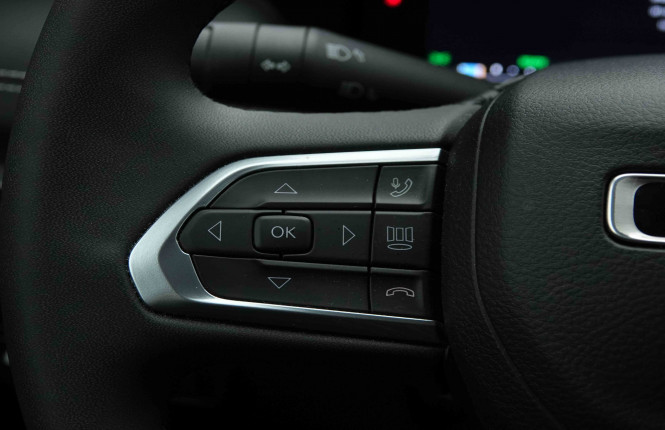 JEEP_JEEP_COMPASS_2652709_17.jpg