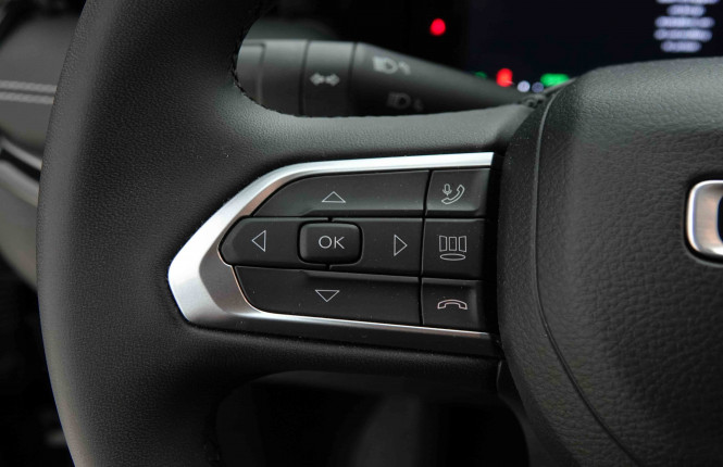 JEEP_JEEP_COMPASS_2653670_17.jpg JEEP_JEEP_COMPASS_2653670_17.jpg