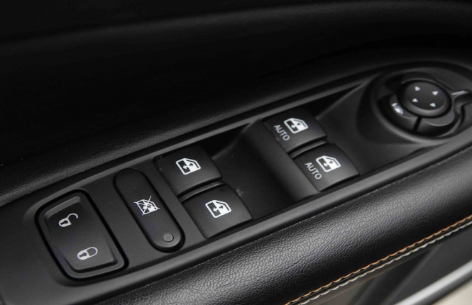 JEEP_JEEP_COMPASS_2653694_22.jpg JEEP_JEEP_COMPASS_2653694_22.jpg