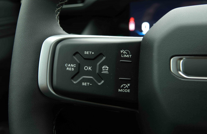 JEEP_JEEP_COMPASS_2653709_19.jpg JEEP_JEEP_COMPASS_2653709_19.jpg