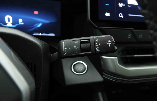 JEEP_JEEP_COMPASS_2653710_19.jpg JEEP_JEEP_COMPASS_2653710_19.jpg
