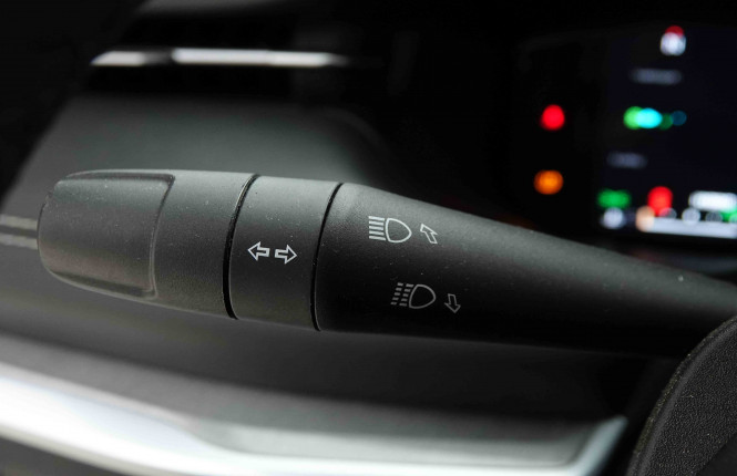 JEEP_JEEP_COMPASS_2653732_15.jpg