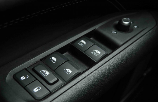 JEEP_JEEP_COMPASS_2653732_20.jpg