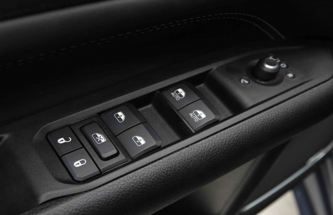JEEP_JEEP_COMPASS_2653737_20.jpg