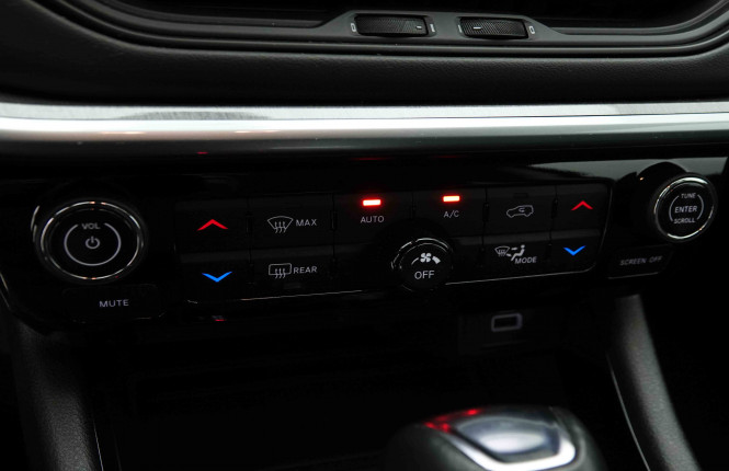 JEEP_JEEP_COMPASS_2653928_13.jpg JEEP_JEEP_COMPASS_2653928_13.jpg