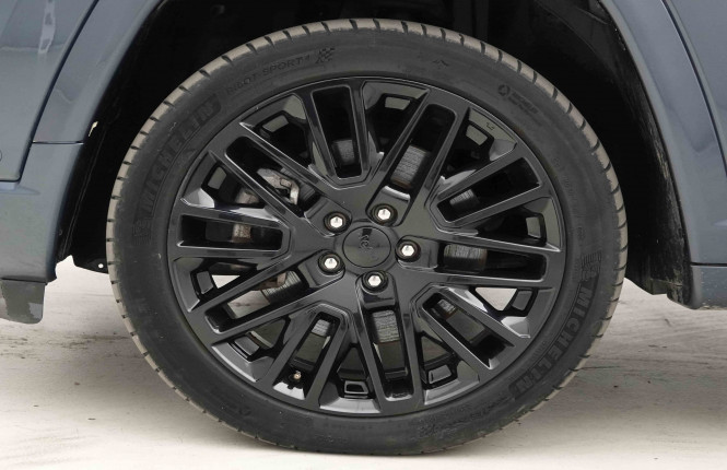 JEEP_JEEP_COMPASS_2653930_21.jpg JEEP_JEEP_COMPASS_2653930_21.jpg