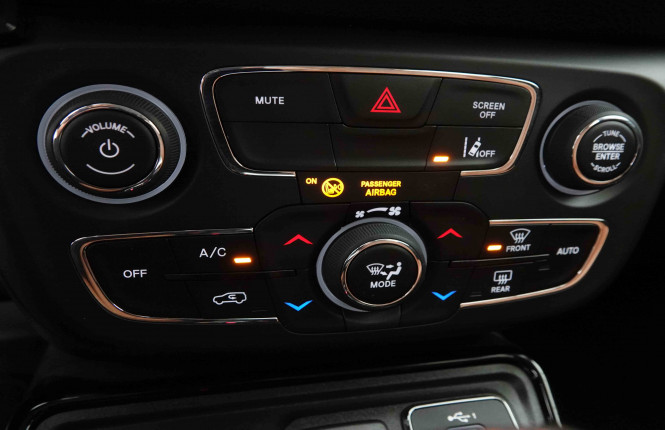 JEEP_JEEP_COMPASS_2654170_14.jpg JEEP_JEEP_COMPASS_2654170_14.jpg