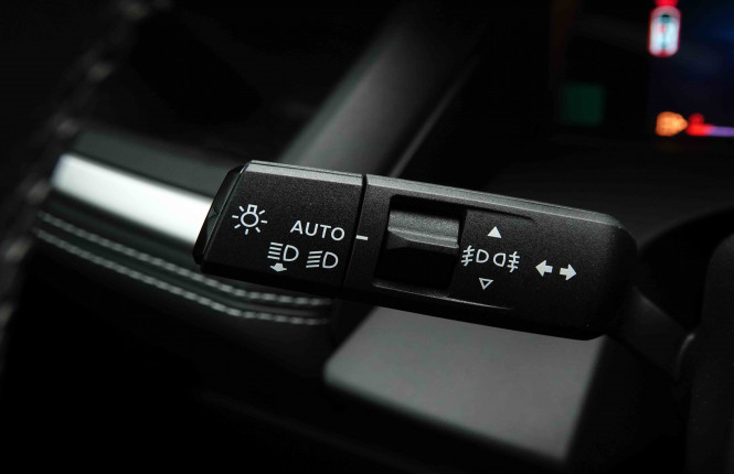 JEEP_JEEP_COMPASS_2654377_14.jpg JEEP_JEEP_COMPASS_2654377_14.jpg