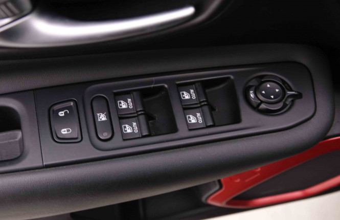 JEEP_JEEP_RENEGADE_2547661_22.jpg