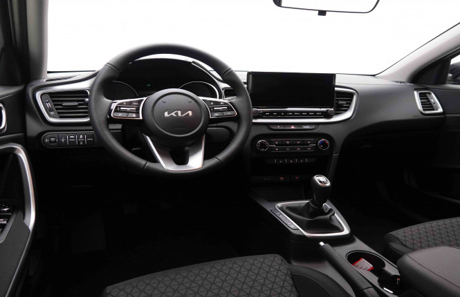 KIA_KIA_CEED SW_2551068_7.jpg