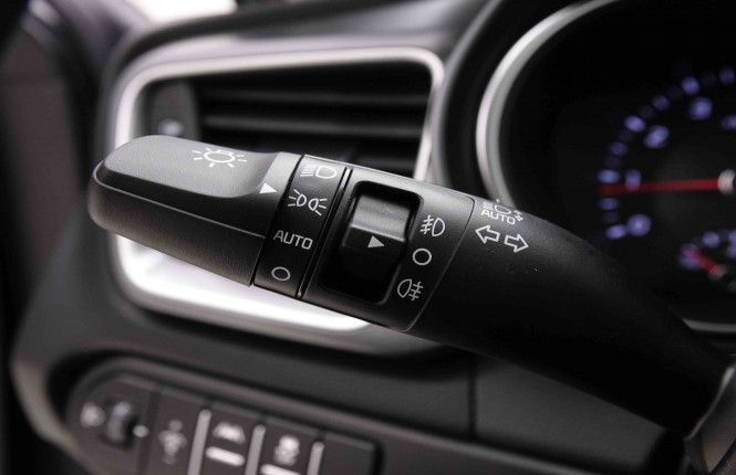 KIA_KIA_CEED SW_2551069_15.jpg