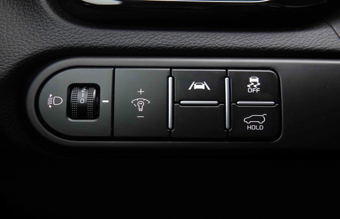 KIA_KIA_CEED SW_2551380_20.jpg KIA_KIA_CEED SW_2551380_20.jpg