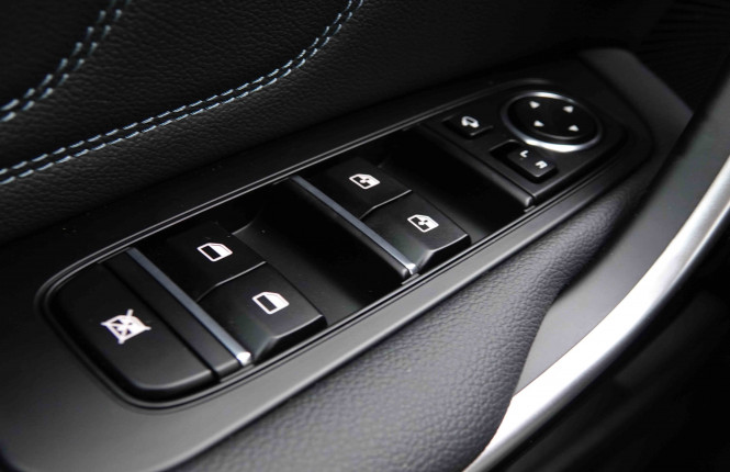 KIA_KIA_CEED SW_2551380_21.jpg KIA_KIA_CEED SW_2551380_21.jpg