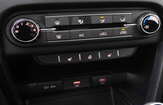 KIA_KIA_CEED_2551099_12.jpg