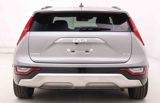 KIA_KIA_NIRO_2446396_30.jpg