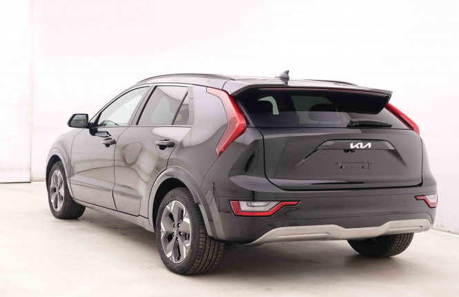 KIA_KIA_NIRO_2548679_30.jpg