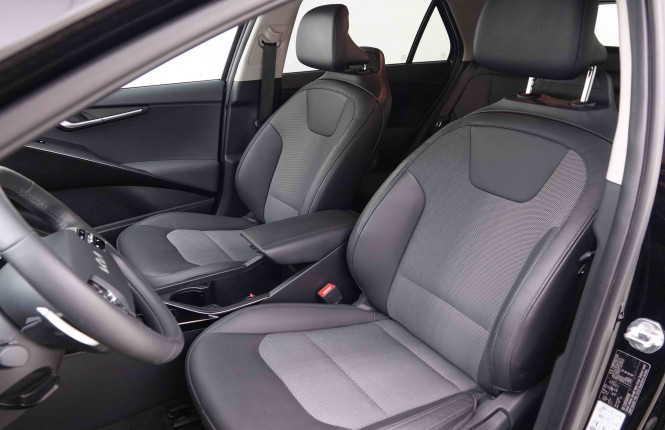KIA_KIA_NIRO_2548679_6.jpg