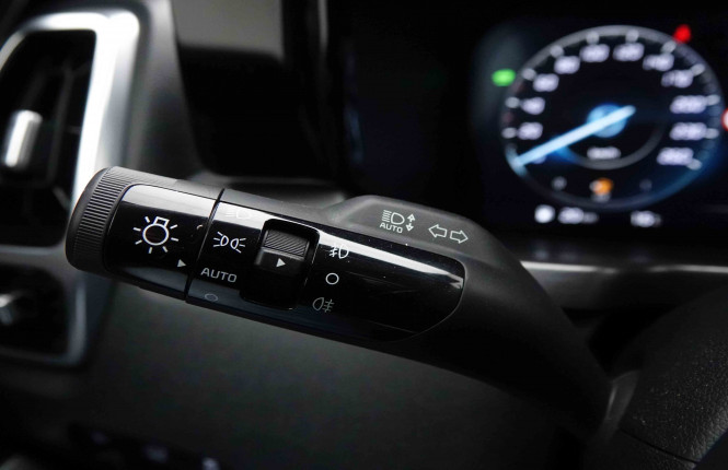 KIA_KIA_SORENTO_2652081_18.jpg KIA_KIA_SORENTO_2652081_18.jpg