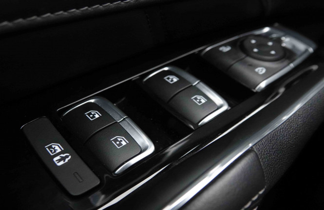 KIA_KIA_SORENTO_2652081_22.jpg KIA_KIA_SORENTO_2652081_22.jpg