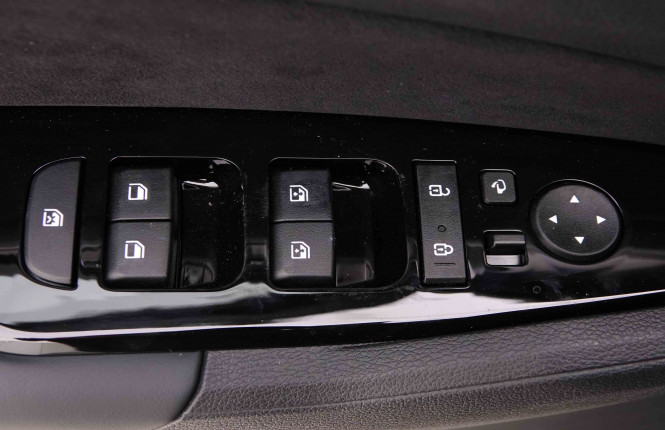 KIA_KIA_SPORTAGE_2550324_24.jpg KIA_KIA_SPORTAGE_2550324_24.jpg