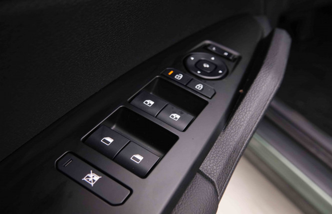 KIA_KIA_SPORTAGE_2550694_23.jpg