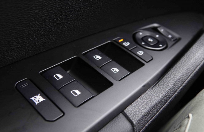 KIA_KIA_SPORTAGE_2551376_18.jpg KIA_KIA_SPORTAGE_2551376_18.jpg