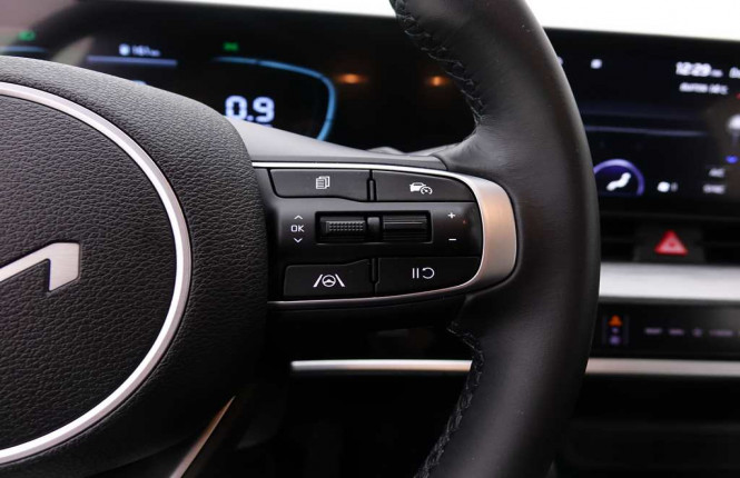 KIA_KIA_SPORTAGE_2653013_20.jpg KIA_KIA_SPORTAGE_2653013_20.jpg