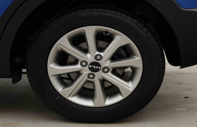 KIA_KIA_STONIC_2654002_21.jpg