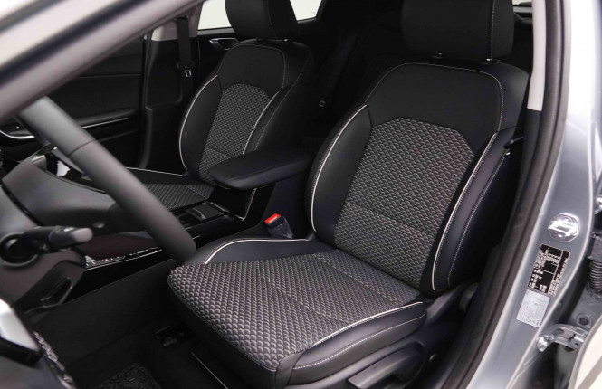 KIA_KIA_XCEED_2549111_6.jpg