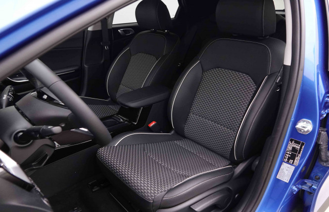 KIA_KIA_XCEED_2549113_6.jpg