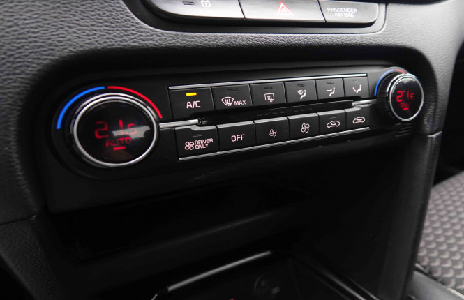 KIA_KIA_XCEED_2549451_16.jpg KIA_KIA_XCEED_2549451_16.jpg
