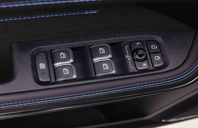 LYNKCO_LYNKCO_01_2548593_23.jpg