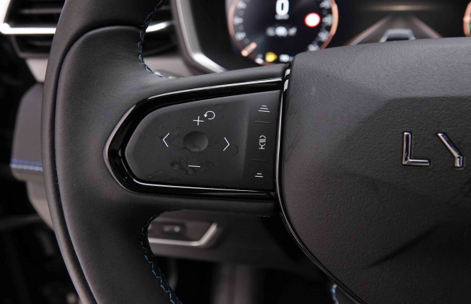 LYNKCO_LYNKCO_01_2551138_17.jpg LYNKCO_LYNKCO_01_2551138_17.jpg