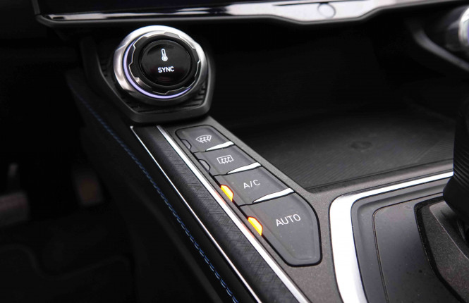 LYNKCO_LYNKCO_01_2551140_41.jpg LYNKCO_LYNKCO_01_2551140_41.jpg