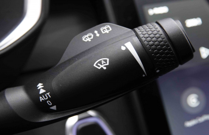 LYNKCO_LYNKCO_01_2551778_74.jpg LYNKCO_LYNKCO_01_2551778_74.jpg