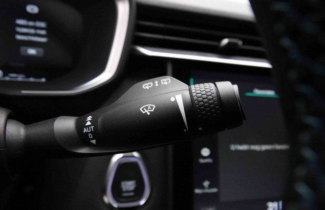 LYNKCO_LYNKCO_01_2551796_19.jpg LYNKCO_LYNKCO_01_2551796_19.jpg