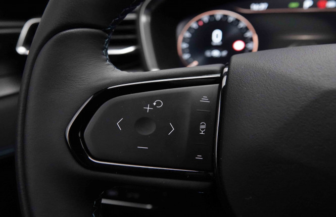 LYNKCO_LYNKCO_01_2652381_20.jpg LYNKCO_LYNKCO_01_2652381_20.jpg