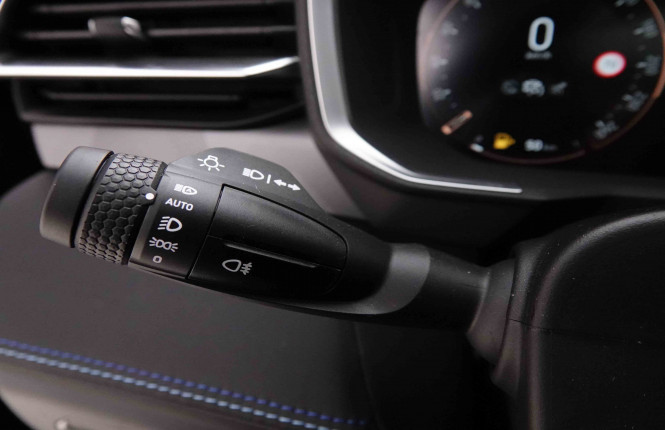 LYNKCO_LYNKCO_01_2652382_16.jpg LYNKCO_LYNKCO_01_2652382_16.jpg